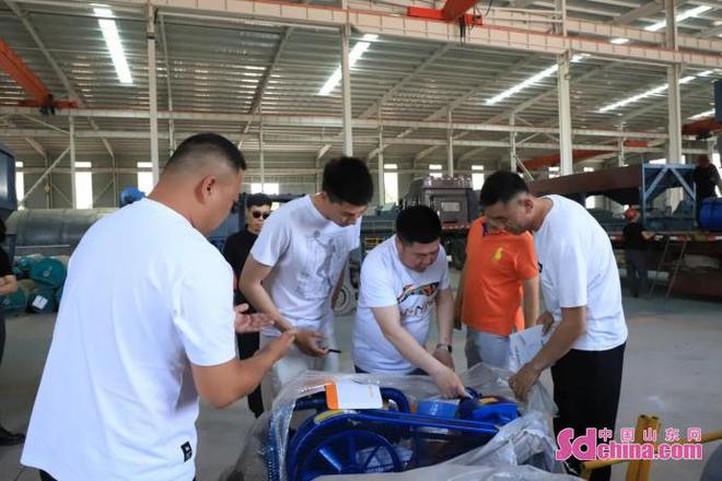潍坊安丘企业凭借技术服务“敲门”海外市场米乐(图2) 潍坊安丘企业凭借技术服务“敲门”海外市场米乐(图2)